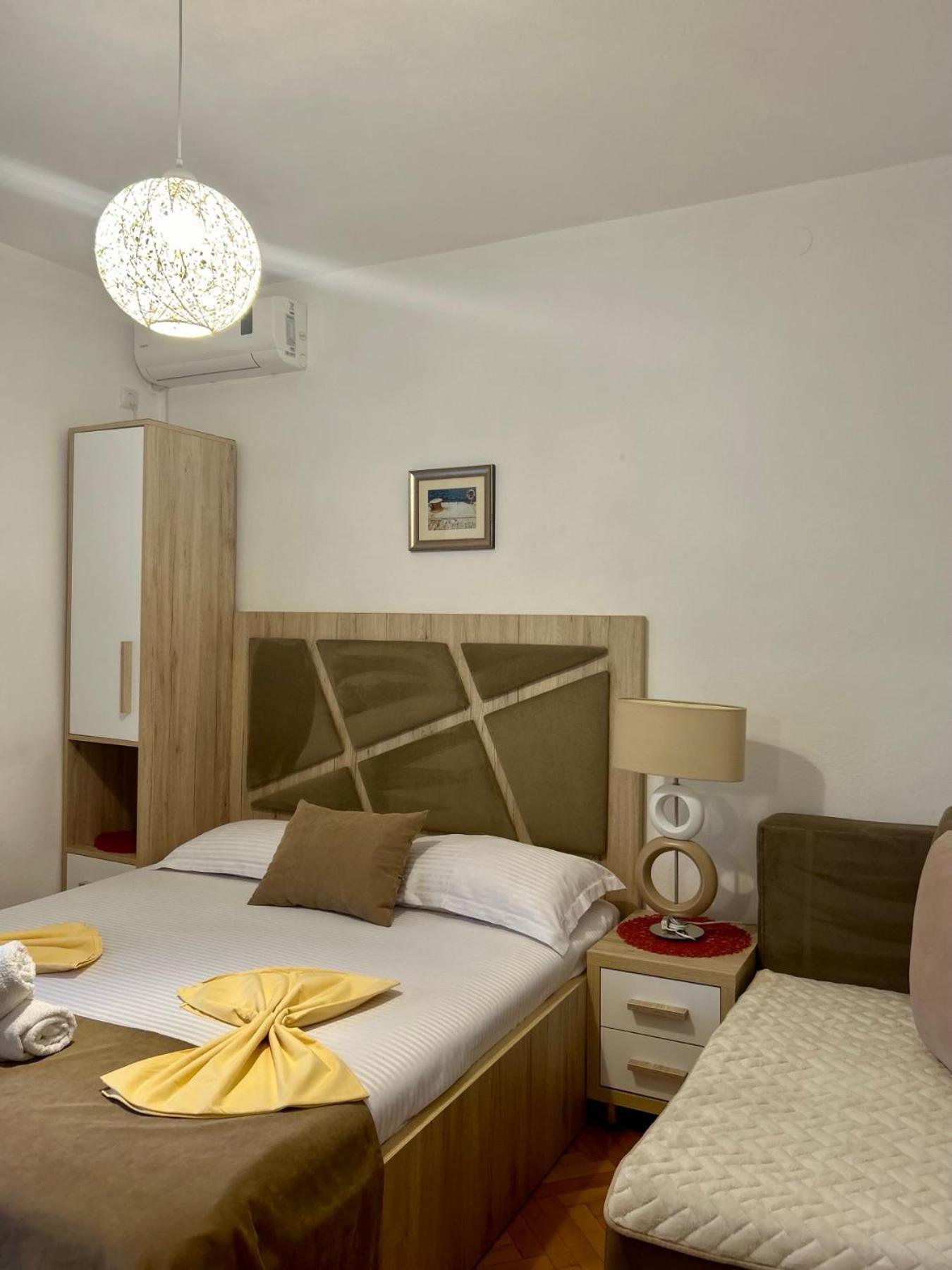 Apartments Gazi อุลซิน ภายนอก รูปภาพ