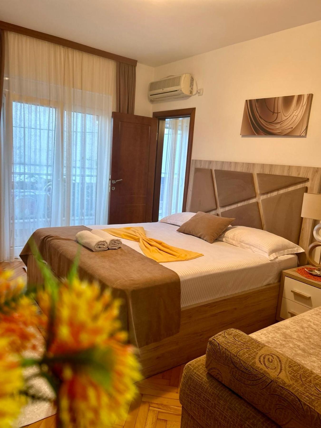 Apartments Gazi อุลซิน ภายนอก รูปภาพ